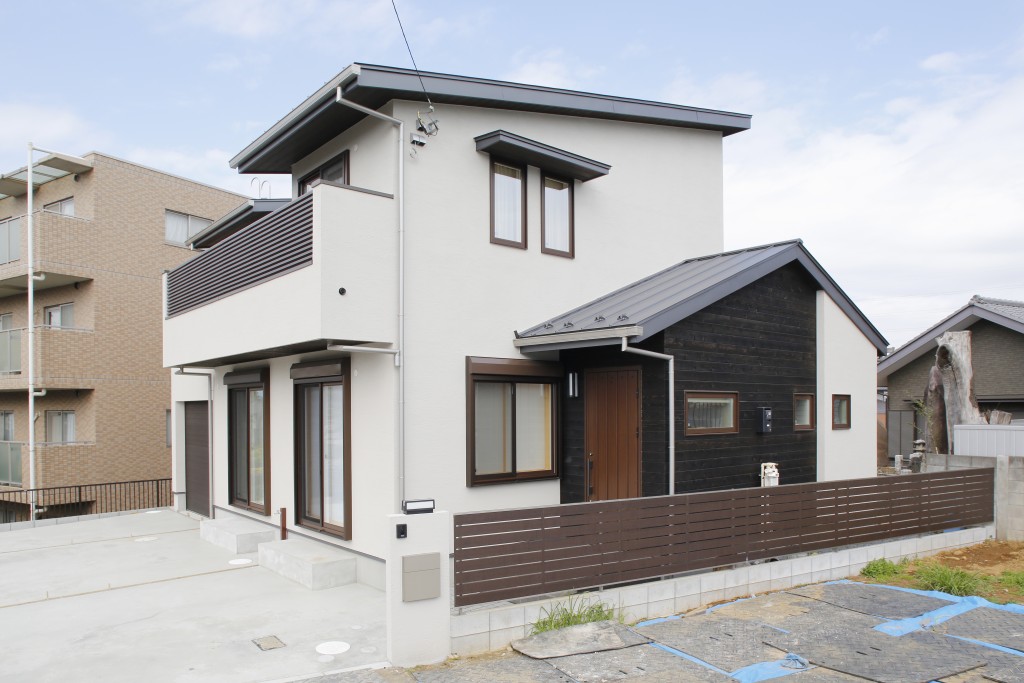 松戸市 43坪 3ldk Wic 書斎 木と漆喰で創る温かみのある家 市川市の工務店daishu 二世帯住宅もお任せください 自然素材 高耐震 高断熱の注文住宅 松戸市 43坪 3ldk Wic 書斎 木と漆喰で創る温かみのある家 市川市の工務店daishu 二世帯住宅もお任せください 自然素材 高耐震 高断熱の注文住宅