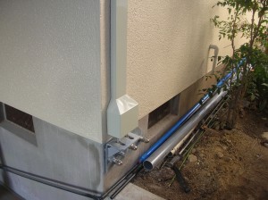 木造２Ｆ建ての耐震補強工事現場