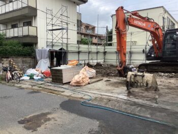 解体工事④　基礎躯体解体