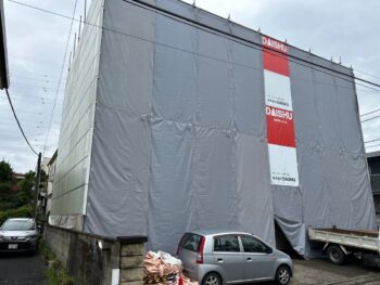 解体工事②　石綿含有建築資材の除去作業