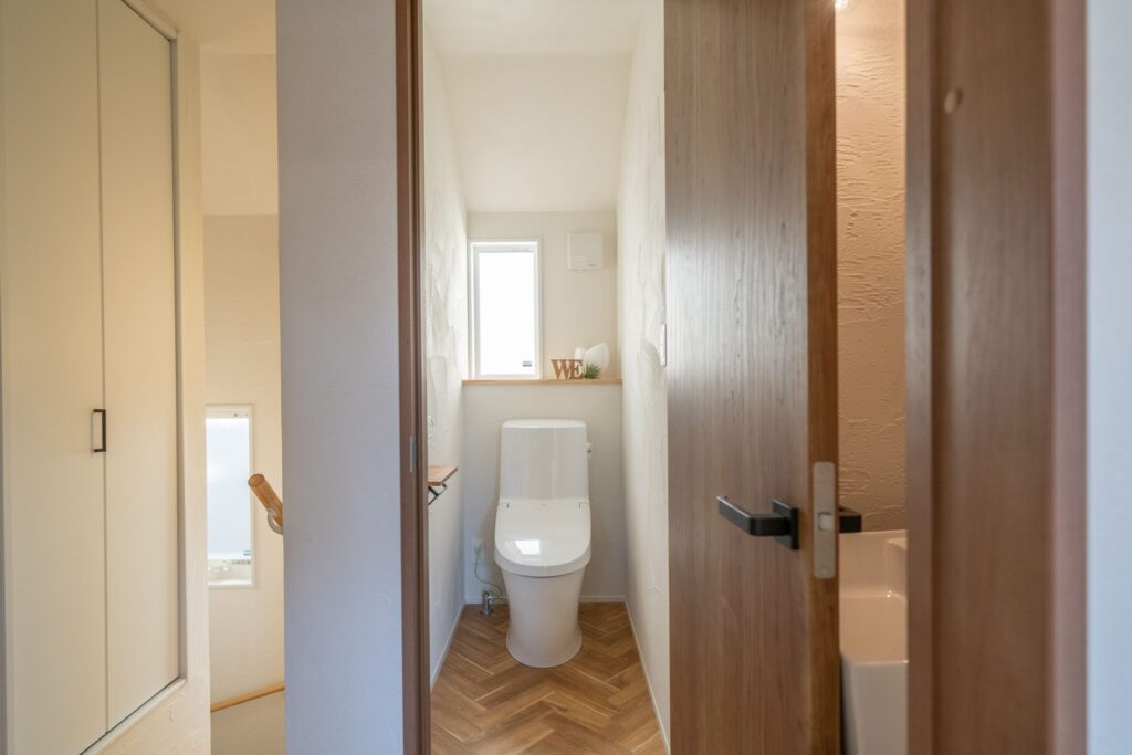 トイレも細部にまでこだわり美しく