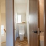 トイレも細部にまでこだわり美しく