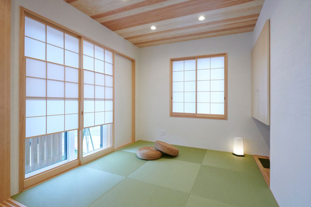 四季の移ろいを楽しむ雪見障子