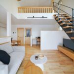 閑静な住宅街に調和した、落ち着いた平屋の佇まい