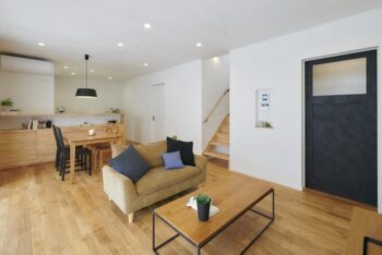 松戸市 周辺環境に調和した体に優しい家