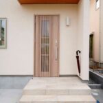 傘の居場所のあるファサード