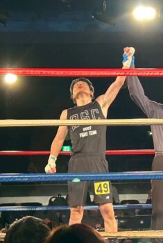 建築士、再びリングへ